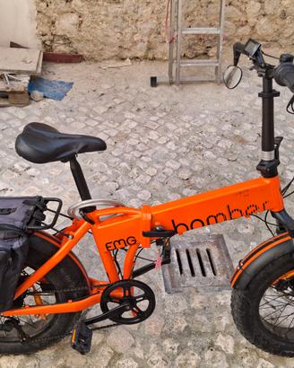 Bici elettrica richiudibile