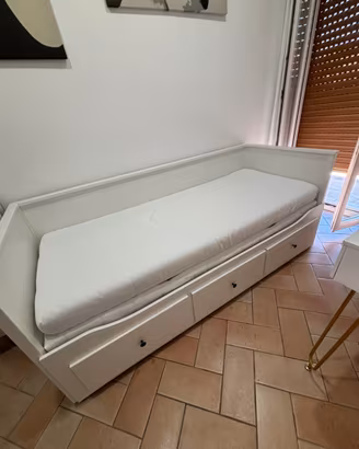 Letto ikea modello Hemnes