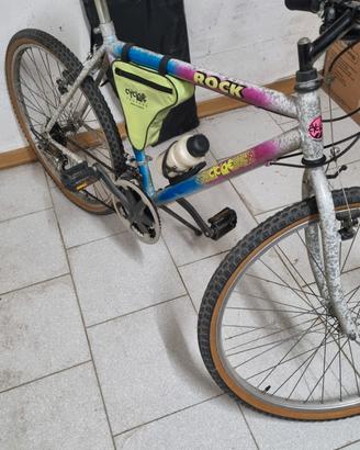 mountain-bike rock cyclone 26