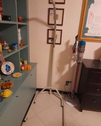 Asta Alzamalati da Letto con Piantana a Terra
