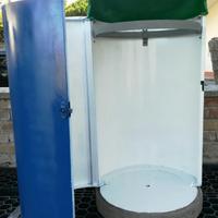 Contenitore porta-rifiuti con base in calcestruzzo