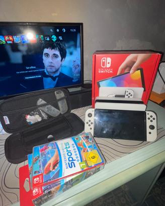 Nintendo Switch Oled bianca