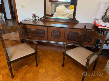 credenza anni 60/70 e due poltroncine