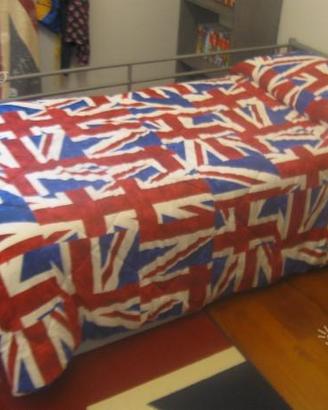 Letto singolo praticamente nuovo