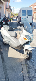 Scooter Piaggio x9 180 cilindrata