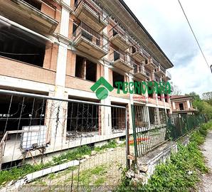 NEGOZIO A ATRIPALDA