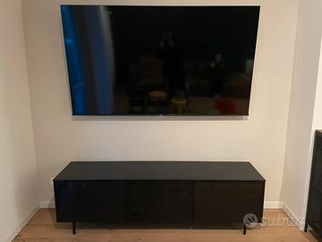 Mobile TV IKEA RANNÄS – nero con ante in vetro