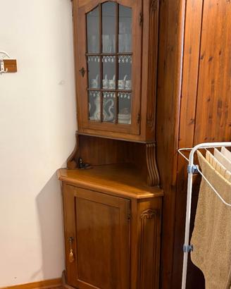 Angoliera in noce pregiato
