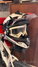 Casco motocross scorpion