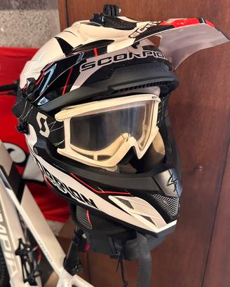 Casco motocross scorpion