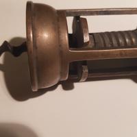 antico cavatappi in bronzo 