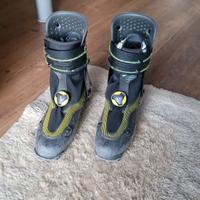 scarponi scialpinismo