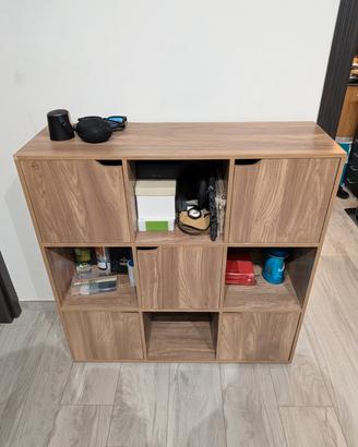 Armadio a 9 elementi con 5 ante in legno 