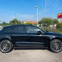 Porsche Macan 2.0 PDK 245cv tetto*cerchi 21*pelle 