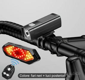 Faro e frecce per bicicletta e monopattino