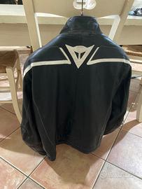Giubbotto in pelle dainese  180 euro