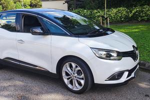 RENAULT Scénic Blue dCi 120 CV EDC Intens