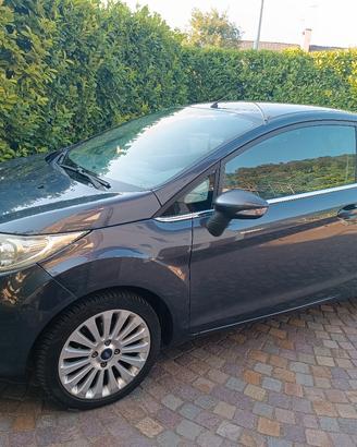 Ford Fiesta Titanium 1,4 68 CV Diesel