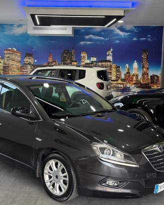 Lancia Delta 1.6 MJT DPF Gold-2012