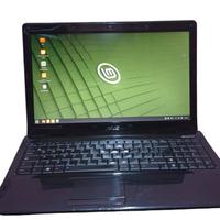 PC portatile Asus da 15.6 pollici