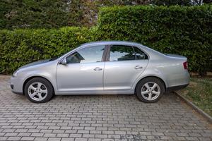 Jetta cc 1.6 anno 2008