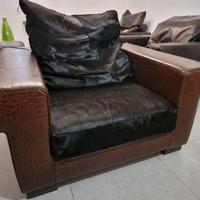 poltrona Fendi in pelle di cavallino