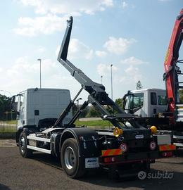 Autocarro usato Iveco 190EL32/P scarrabile