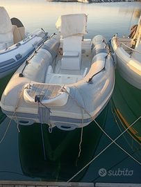 Gommone BWA America 550 Suzuki 40/60 ari