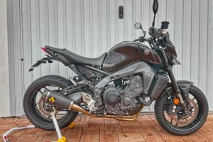 Yamaha MT 09 - 8800 km - Arrow - Garanzia 2027
