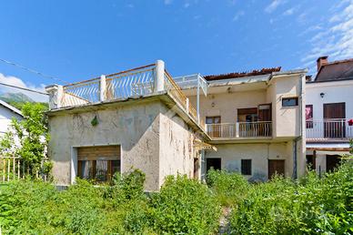 CASA SEMINDIPENDENTE A VILLAR DORA