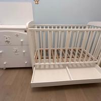 Letto neonato/bambino con doghe + mobile cassettie