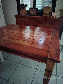 Mobili legno massello