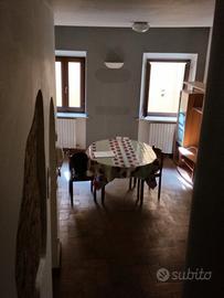 Casa indipendente in centro con garage e terrazza