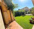 rifinito-appartamento-con-cortile-fronte-e-retro
