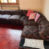 Divano componibile 7 elementi disgiunti + tavolino