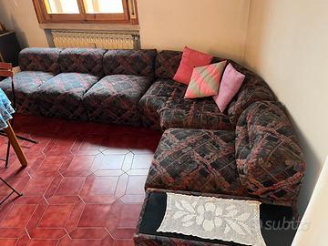 Divano componibile 7 elementi disgiunti + tavolino