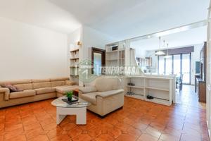 APPARTAMENTO DI 4 LOCALI CON DUE BOX E CANTINA