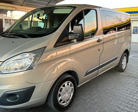 Ford Transit Custom 9 Posti