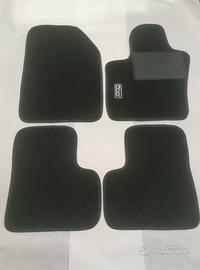 TAPPETINI IN MOQUETTE PER FIAT 500X
