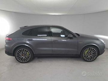 PORSCHE CAYENNE COUPE 3.0 V6 E-Hybrid