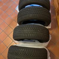 4 Penumatici Invernali Continental 215/50 R18 92 V