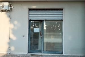  locale di 42 mq con ampio parcheggio