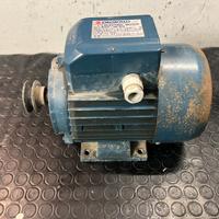 Motore elettrico monofase