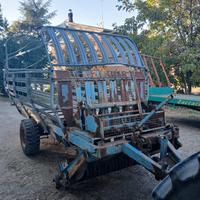 Autocaricante Santini