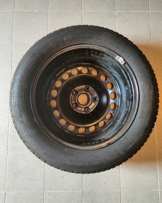 Michelin 215/55 R16 NUOVO pneumatico con cerchio