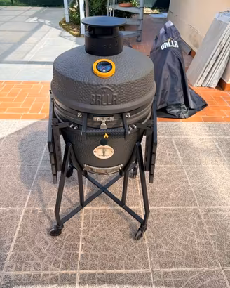 barbecue Kamado 18" con carrello e accessori
