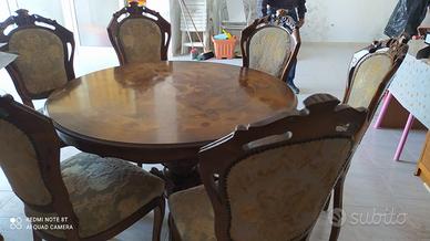 Tavolo da pranzo in legno con 6 sedie-allungabile
