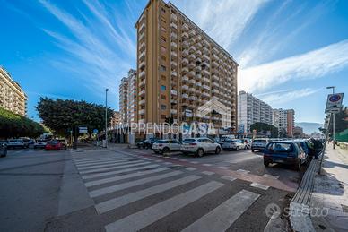 Grande 5 vani 180 mq in zona Fiera