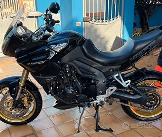 Triumph TIGER 1050