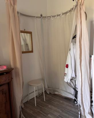 Camerino in ferro battuto bianco